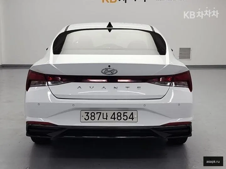 Hyundai Avante 3