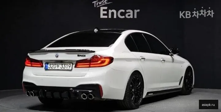 BMW 5-Series 3