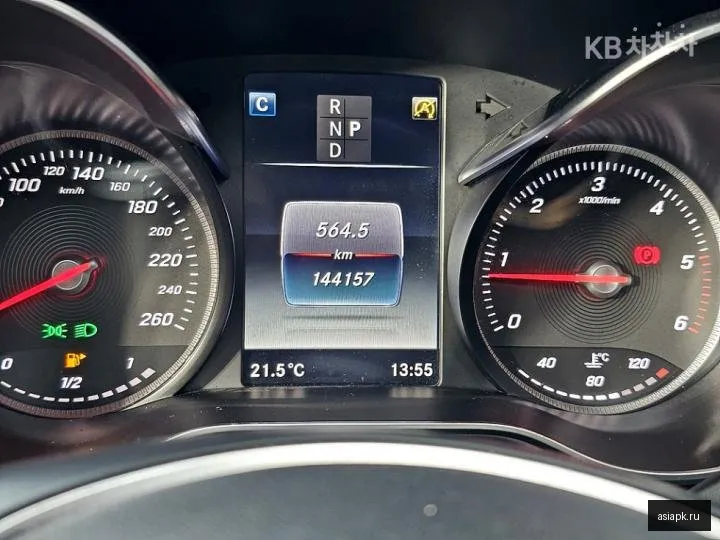 Mercedes-Benz GLC-Class 6