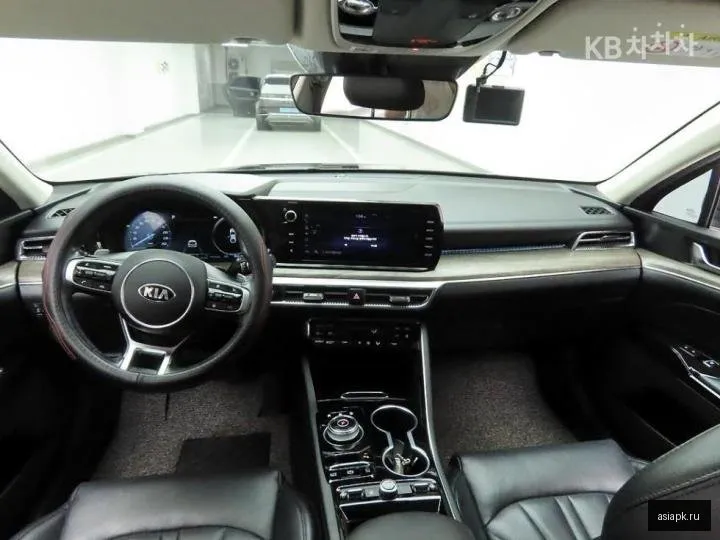 Kia K5 6