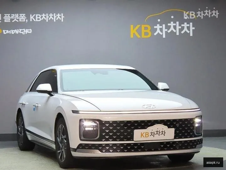Hyundai Grandeur 3