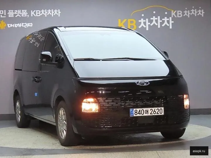 Hyundai Staria 3