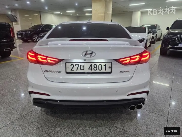 Hyundai Avante 4
