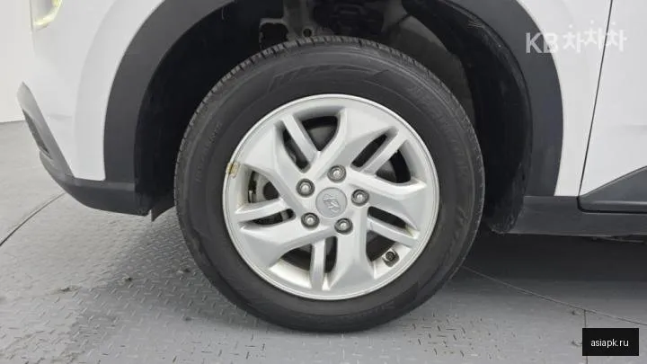 Hyundai Venue 6