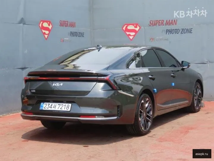 Kia K8 3
