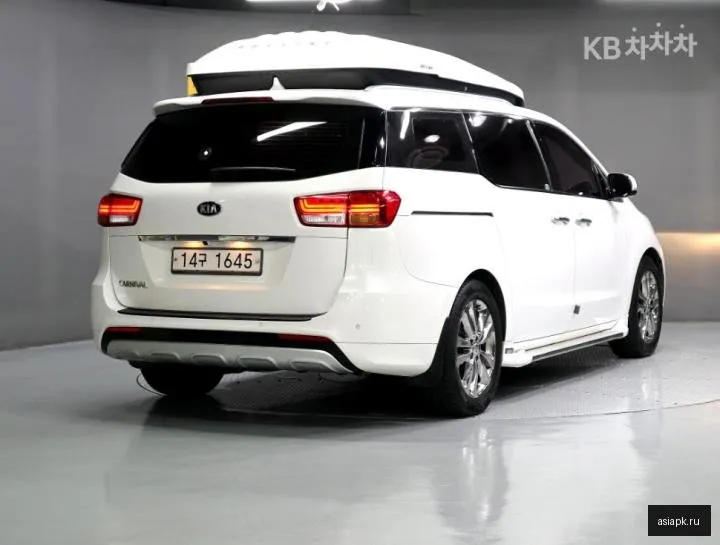 Kia Carnival 3