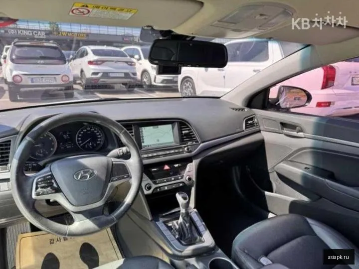 Hyundai Avante 5