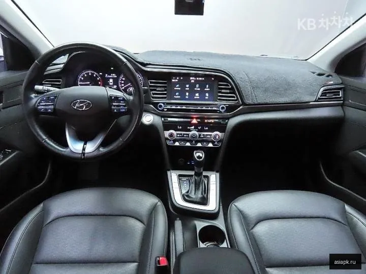 Hyundai Avante 6