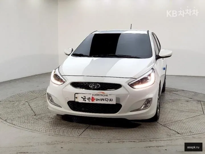 Hyundai Accent 2