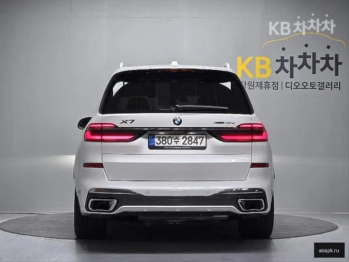 BMW X7 4