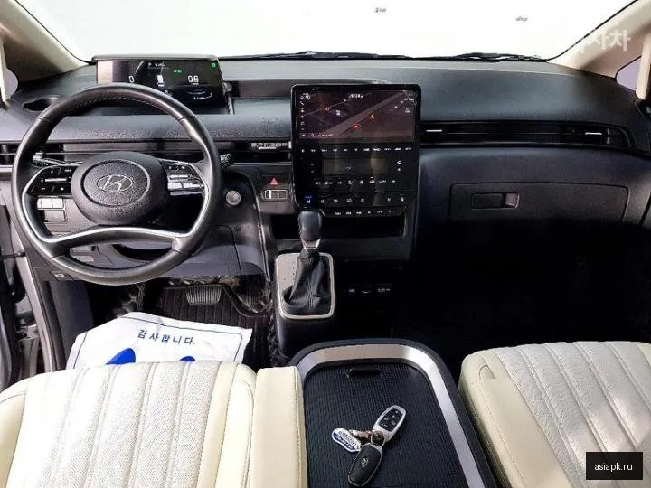 Hyundai Staria 5