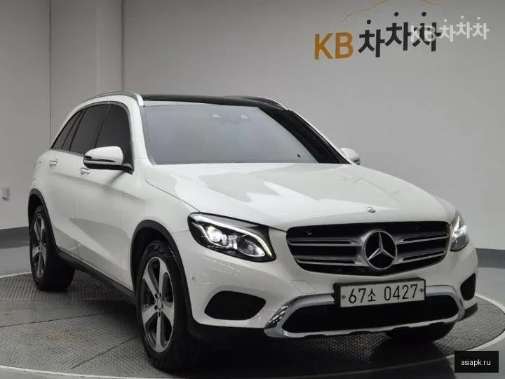 Mercedes-Benz GLC-Class 4