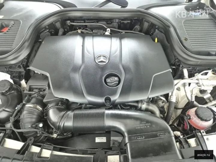 Mercedes-Benz GLC-Class 5
