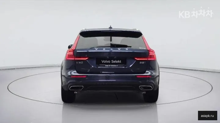 Volvo V60 4