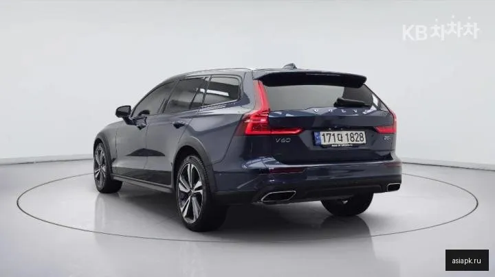 Volvo V60 5