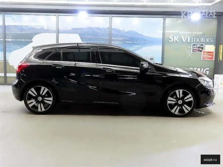 Mercedes-Benz A-Class 3