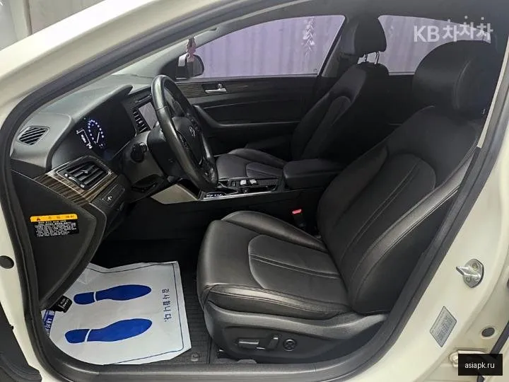 Hyundai Sonata 5