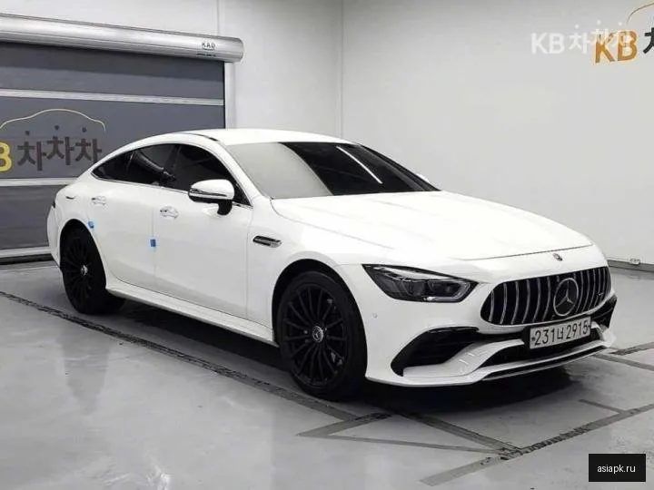 Mercedes-Benz AMG GT 4