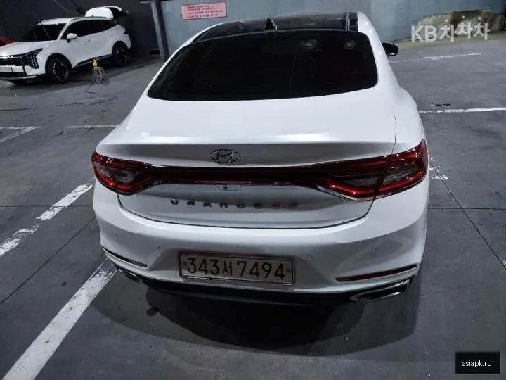 Hyundai Grandeur 3