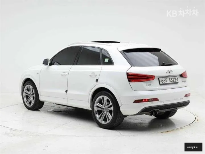 Audi Q3 4