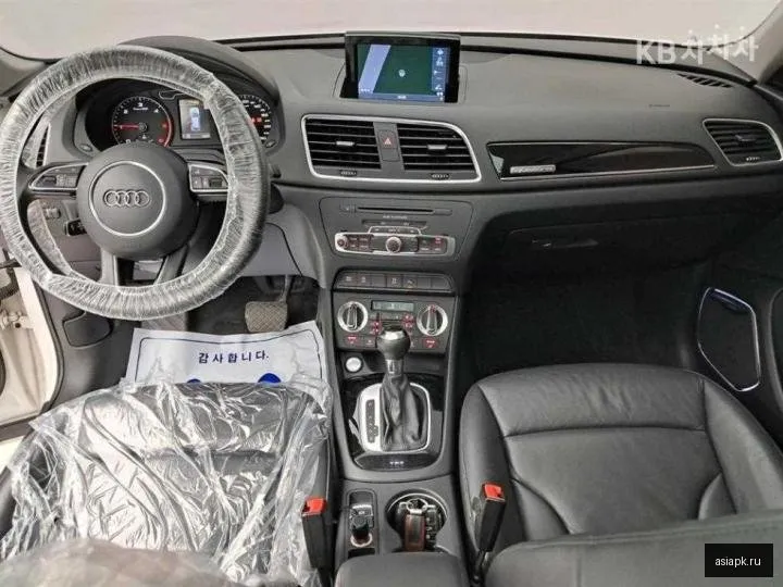Audi Q3 6