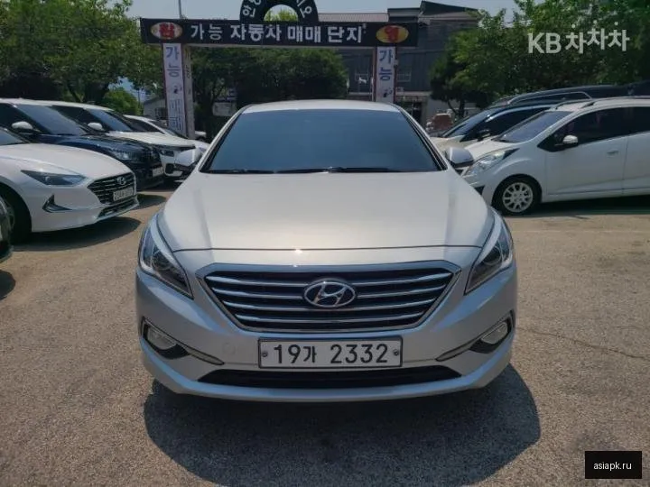 Hyundai Sonata 2