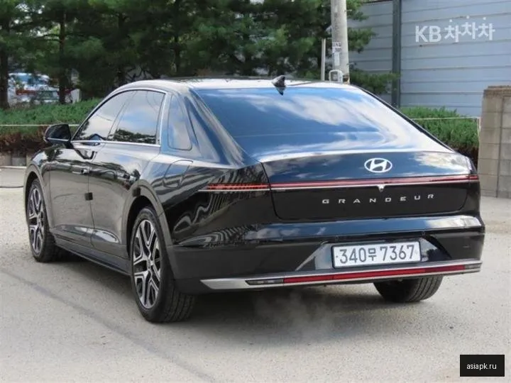 Hyundai Grandeur 3