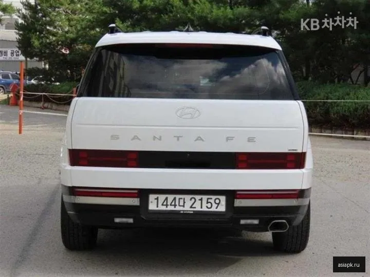Hyundai Santa Fe 4