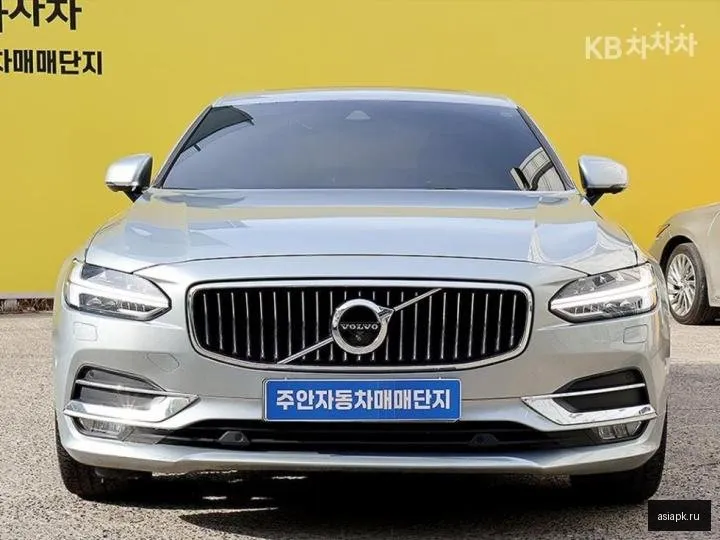 Volvo S90