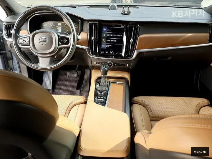 Volvo S90 5