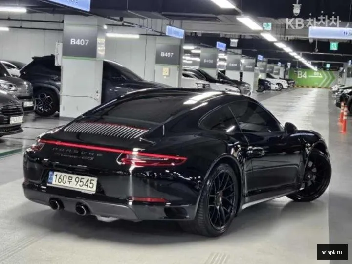 Porsche 911 4