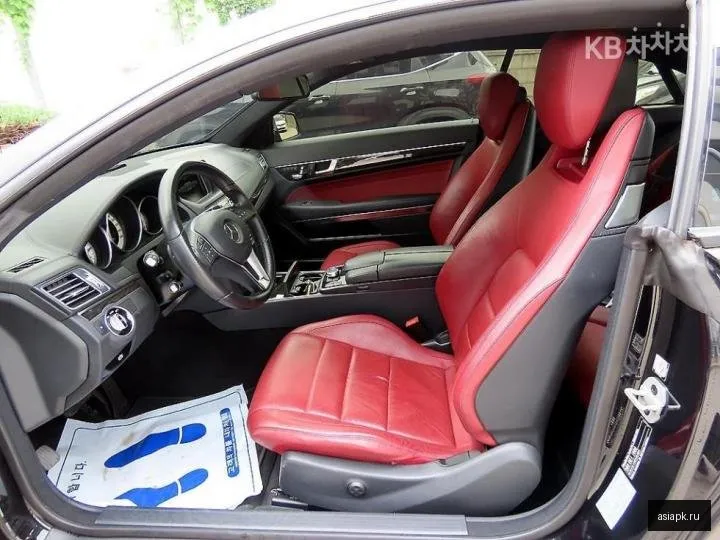 Mercedes-Benz E-Class AMG 5