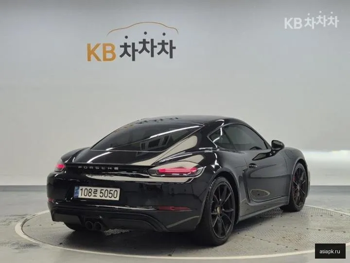 Porsche Cayman 3