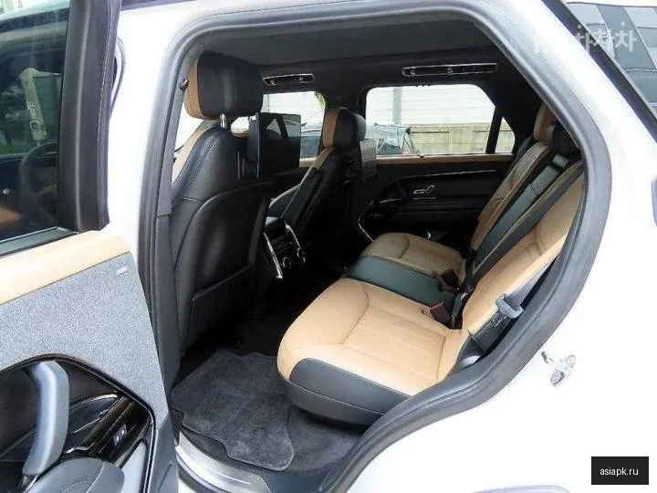 Land Rover Range Rover Sport 6