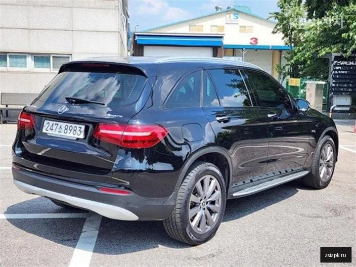 Mercedes-Benz GLC-Class 2