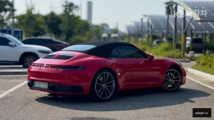 Porsche 911 4