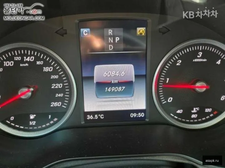 Mercedes-Benz GLC-Class 5