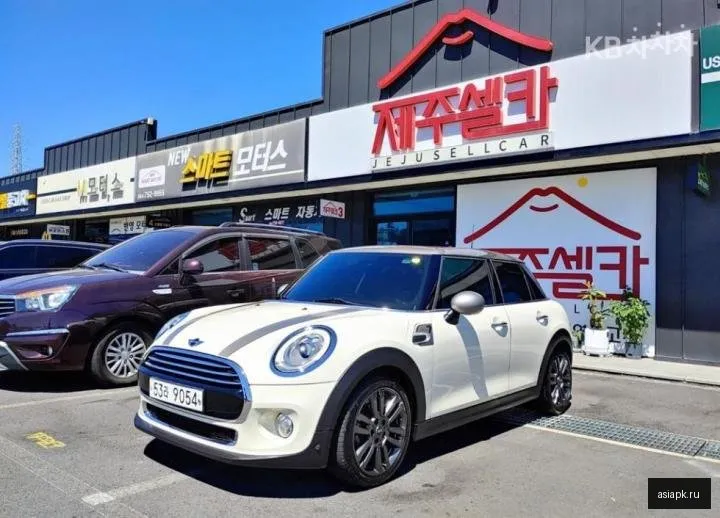 MINI Hatch 2