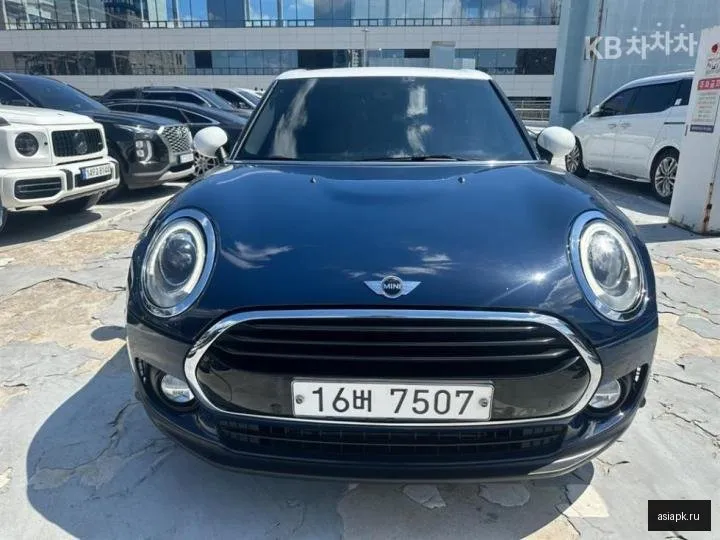 MINI Clubman