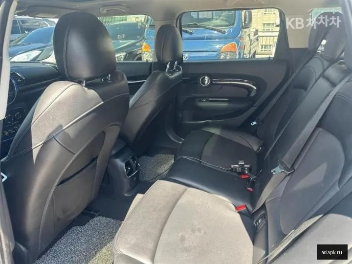 MINI Clubman 6