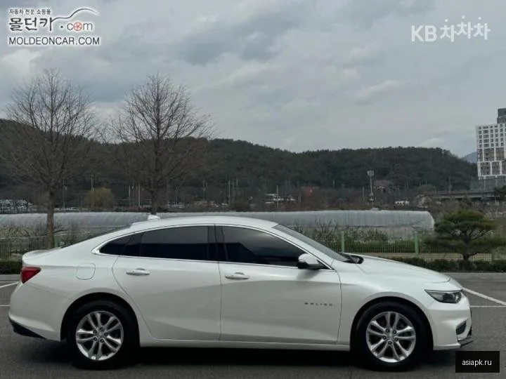 Chevrolet Malibu 4