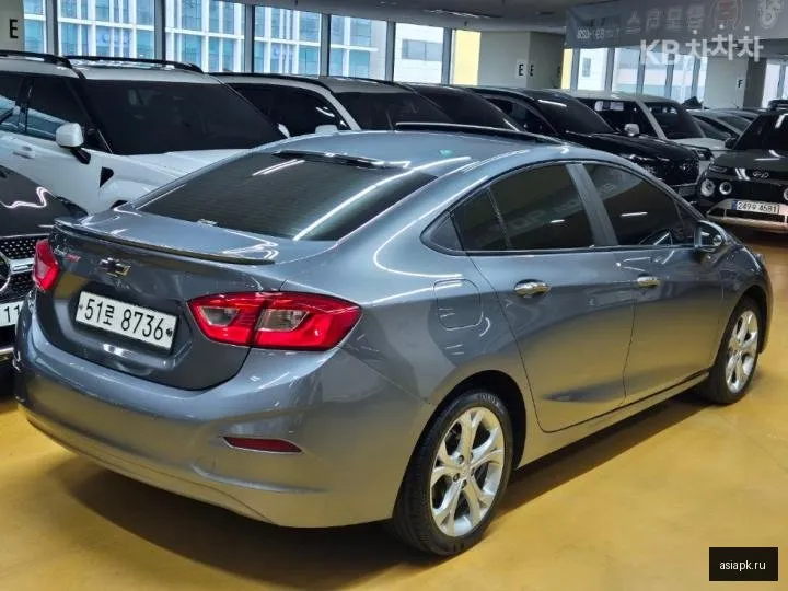 Chevrolet Cruze 4