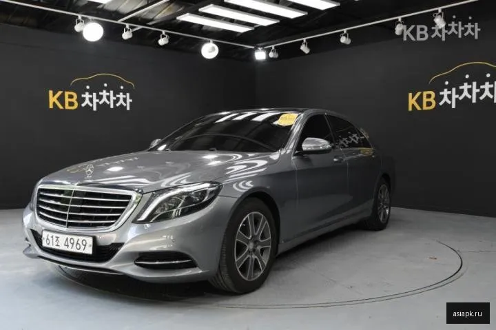 Mercedes-Benz S-Class 2