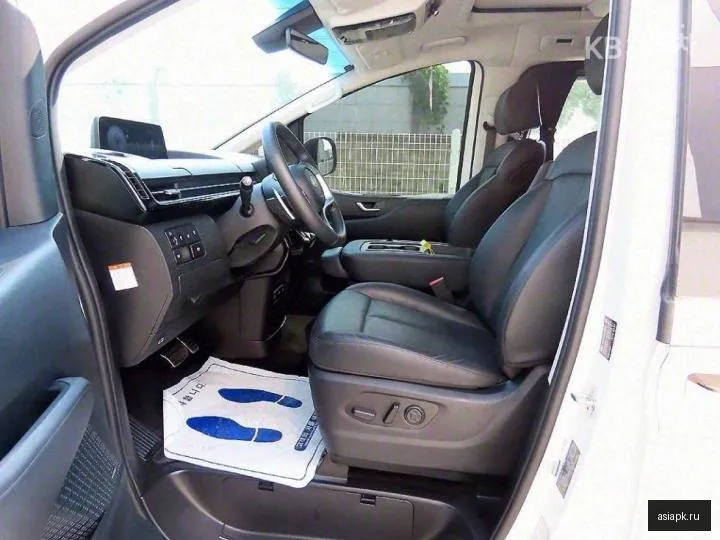Hyundai Staria 5