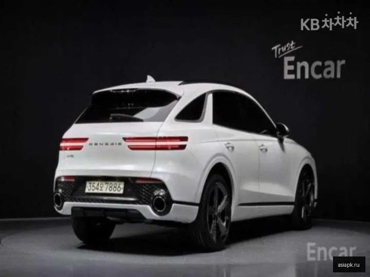 Genesis GV70 4