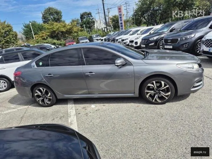 Renault Latitude 4