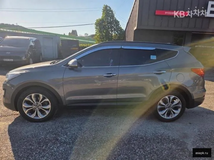 Hyundai Santa Fe 4