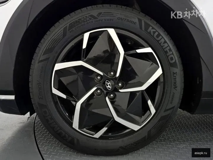Hyundai Ioniq 5 5