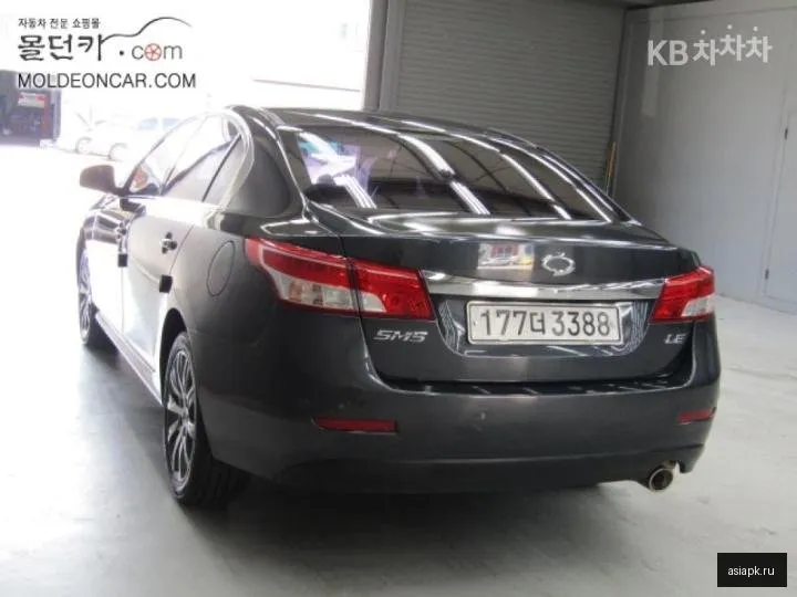 Renault Latitude 3
