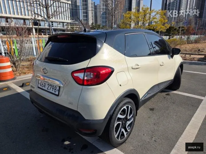 Renault Captur 4
